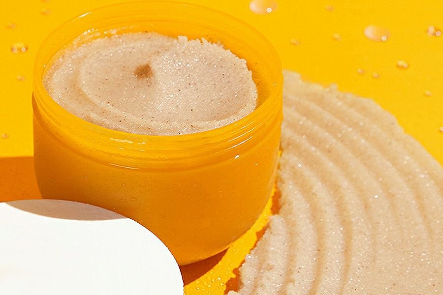 تركيبة قاعدة مقشر زيتية